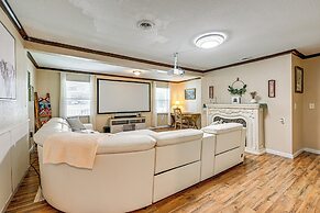 ~ 1 Mi to Dollywood: Family Home w/ Pool & Hot Tub