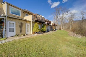Lookout Deck + Mtn Views: Banner Elk Condo!