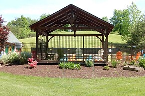 Inviting Sevierville Cabin w/ Deck & Hot Tub!