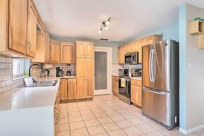 Sun-kissed Largo Escape: Private Pool & Patio