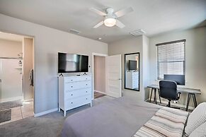 Pet-friendly Elk Grove Retreat w/ Balcony!