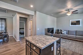 Pet-friendly Elk Grove Retreat w/ Balcony!