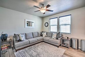 Pet-friendly Elk Grove Retreat w/ Balcony!