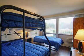 South Haven Home ~ 1 Mi to Lake Michigan!