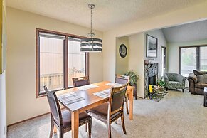 Modern Anchorage Townhome: 8 Mi to Downtown!