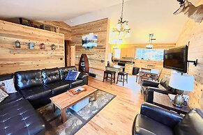 'bobcat Trail Cabin' on 3 Acres in Como!