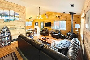 'bobcat Trail Cabin' on 3 Acres in Como!