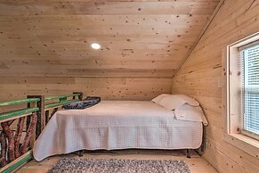 Rustic Hendersonville Farm Studio w/ Private Deck