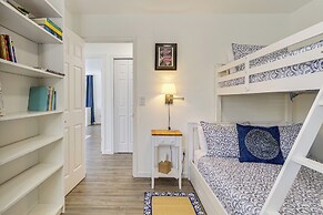 Anacortes Home w/ Views of Puget Sound