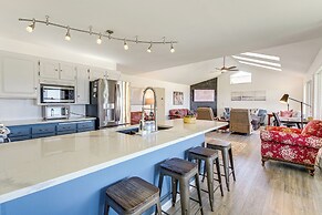 Anacortes Home w/ Views of Puget Sound