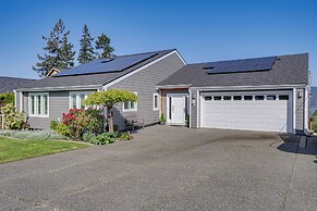Anacortes Home w/ Views of Puget Sound