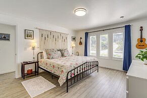 Anacortes Home w/ Views of Puget Sound