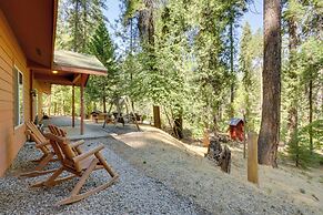 Peaceful + Private Mariposa Cabin on 2 Acres!