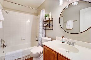 Airy Georgetown Home w/ Fire Pit!