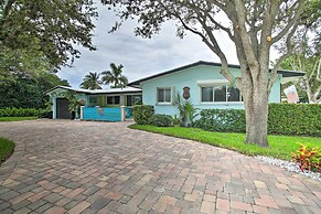 Vibrant Home w/ Outdoor Oasis ~ 1 Mi to Beach!