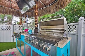 Vibrant Home w/ Outdoor Oasis ~ 1 Mi to Beach!