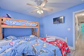 Calm Coastal Haven w/ 2 Balconies Near Beach