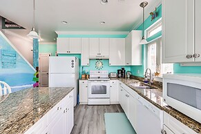 Calm Coastal Haven w/ 2 Balconies Near Beach