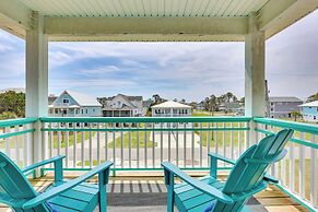 Calm Coastal Haven w/ 2 Balconies Near Beach