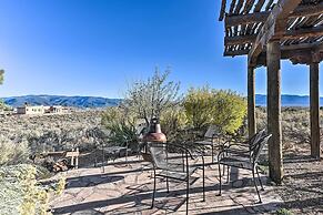 El Prado Home w/ Hot Tub, Panoramic Mtn Views