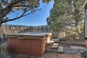 El Prado Home w/ Hot Tub, Panoramic Mtn Views