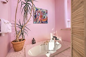 El Prado Home w/ Hot Tub, Panoramic Mtn Views