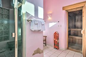 El Prado Home w/ Hot Tub, Panoramic Mtn Views