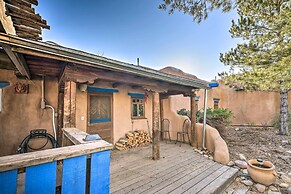 El Prado Home w/ Hot Tub, Panoramic Mtn Views