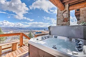 Ski-in/ski-out Townhome w/ Sauna & Hot Tub!