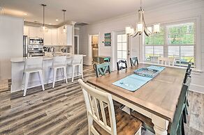 Charming Pawleys Island Home ~ 4 Mi to Beach!