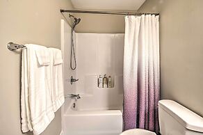 Charming Pawleys Island Home ~ 4 Mi to Beach!