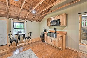 Cassopolis 'the Cabin' Retreat: Lake Access!