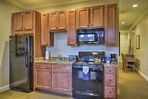 Resort-style Condo on Golf Course w/ Private Pool!