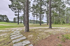 Resort-style Condo on Golf Course w/ Private Pool!