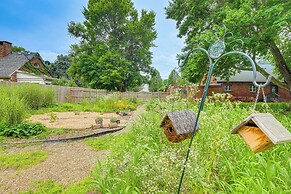 Cozy Abode ~ 3 Mi to Indiana Dunes Nat'l Park