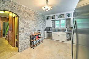 Cozy Abode ~ 3 Mi to Indiana Dunes Nat'l Park