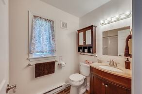 Peaceful & Private Franconia Home by Cannon!