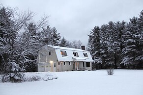 Peaceful & Private Franconia Home by Cannon!
