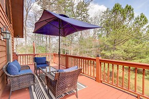 Peaceful Cabin Retreat - 9 Mi to Murphy!