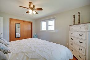 Sunny Cloquet Home - 2 Mi to St. Louis River!