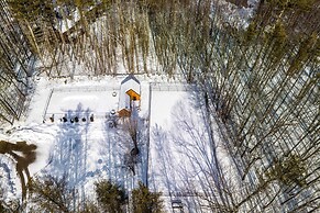 Cozy Conway Area Home ~ 4 Mi to Cranmore Mountain!