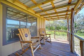 Rustic-chic Country Cabin - 10 Mi to Main Street!