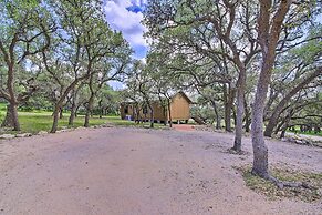 Rustic-chic Country Cabin - 10 Mi to Main Street!
