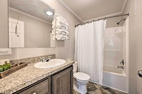 Pet-friendly Cassopolis Escape w/ Lake Access