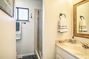 Mountain-view Albuquerque Townhome w/ Patio!