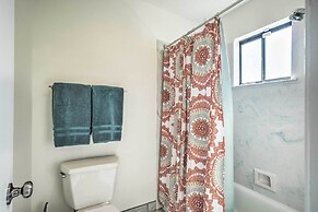 Mountain-view Albuquerque Townhome w/ Patio!