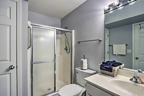 Pool Access & Lake Views: Camdenton Condo