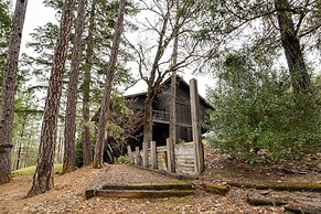 Peaceful Applegate River Valley Sanctuary!