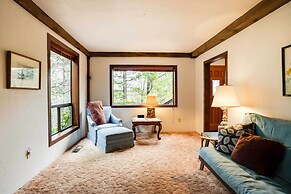 Peaceful Applegate River Valley Sanctuary!