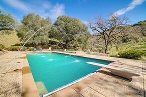 Stunning Hopland Vacation Rental w/ Pool & Hot Tub